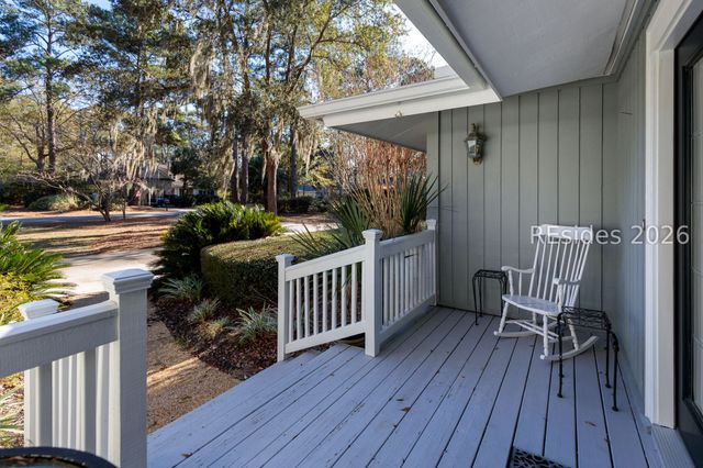 18 Timber Ln, Hilton Head Island, SC 29926