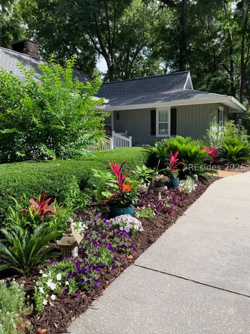 18 Timber Ln, Hilton Head Island, SC 29926