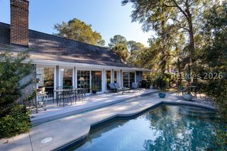 18 Timber Ln, Hilton Head Island, SC 29926