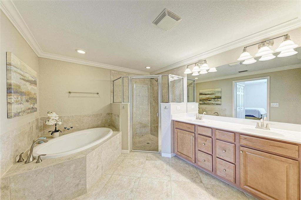 Image 27 of property listing at 6908 GRAND ESTUARY TRAIL 101, Bradenton, FL 34212