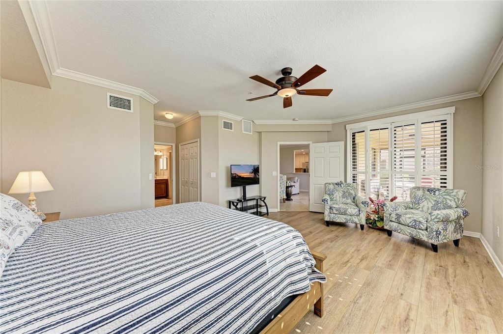 Image 32 of property listing at 6908 GRAND ESTUARY TRAIL 101, Bradenton, FL 34212