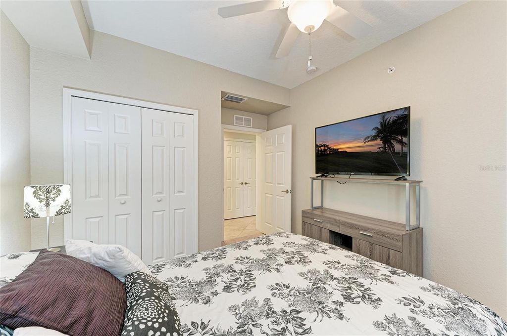 Image 36 of property listing at 6908 GRAND ESTUARY TRAIL 101, Bradenton, FL 34212