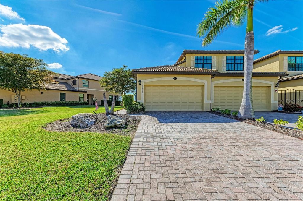 Image 6 of property listing at 6908 GRAND ESTUARY TRAIL 101, Bradenton, FL 34212