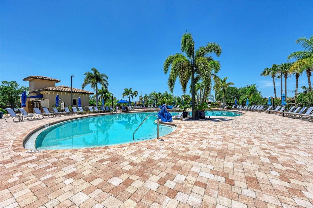 Image 54 of property listing at 6908 GRAND ESTUARY TRAIL 101, Bradenton, FL 34212