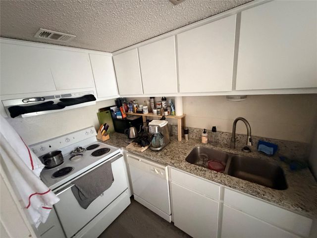 3000 Guadalupe ST 106, Austin, TX 78705