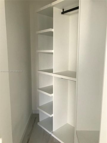 480 NE 31 St 3905, Miami, FL 33137