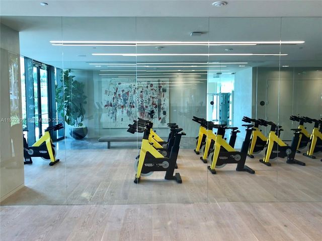 480 NE 31 St 3905, Miami, FL 33137