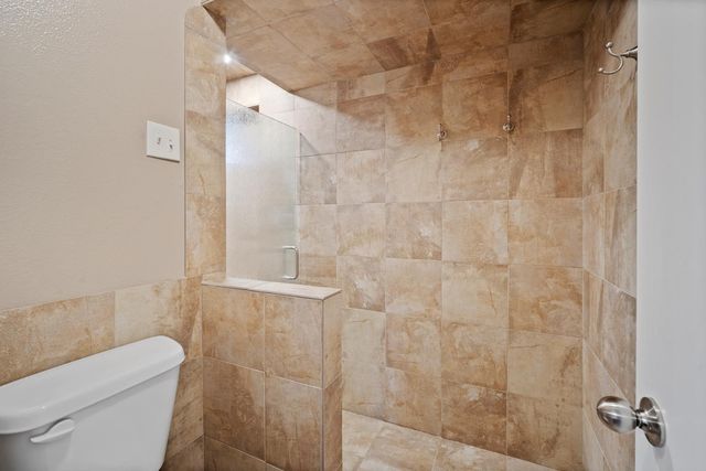 4515 W Shaw Butte Drive, Glendale, AZ 85304
