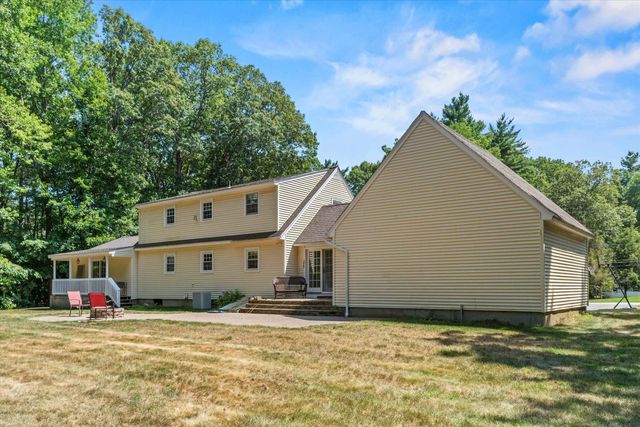 29 Maple Drive, Bedford, NH 03110