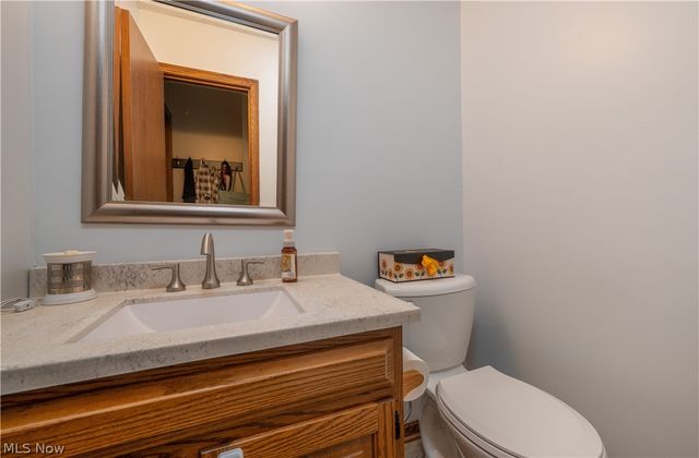 2161 Denise Drive NE, New Philadelphia, OH 44663