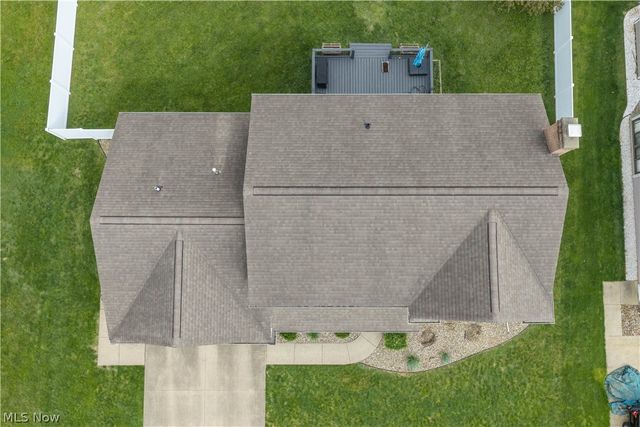 2161 Denise Drive NE, New Philadelphia, OH 44663