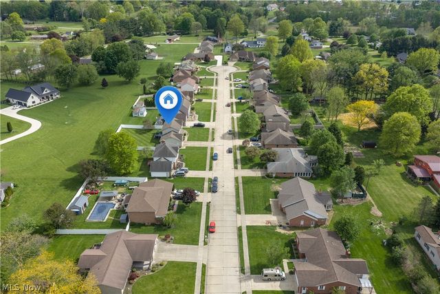 2161 Denise Drive NE, New Philadelphia, OH 44663