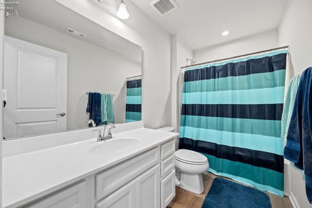 6168 Krystina Run, Lorain, OH 44053