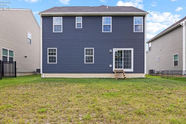 6168 Krystina Run, Lorain, OH 44053