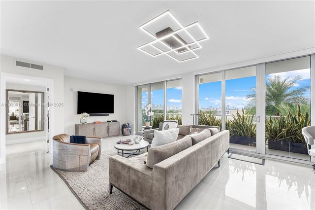 1180 N Federal Hwy 607, Fort Lauderdale, FL 33304