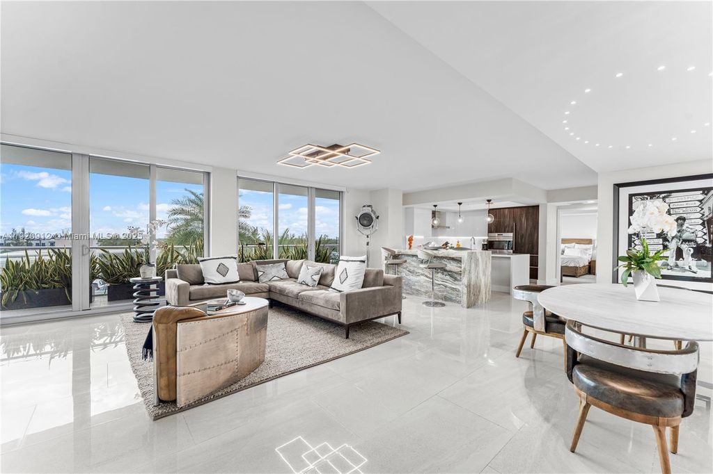 1180 N Federal Hwy 607, Fort Lauderdale, FL 33304