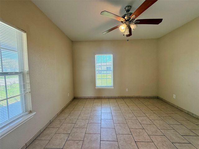 429 W 2nd Street, Freeport, TX 77541