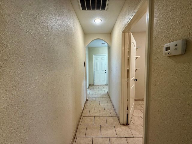 429 W 2nd Street, Freeport, TX 77541