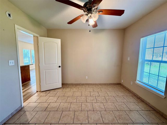 429 W 2nd Street, Freeport, TX 77541