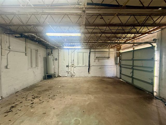 429 W 2nd Street, Freeport, TX 77541