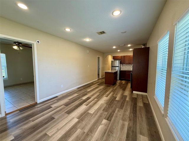 429 W 2nd Street, Freeport, TX 77541