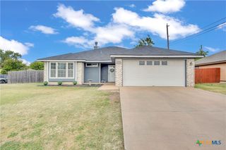 2301 Cross Timber Drive, Killeen, TX 76543