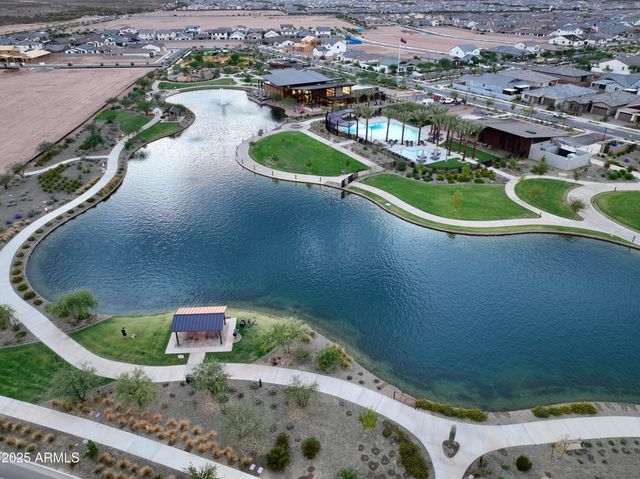 504 W FREMONT Pass, Apache Junction, AZ 85120