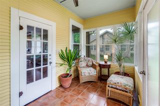 520 S Pecan Ave, Luling, TX 78648