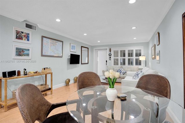 1446 Hayes St 9, Hollywood, FL 33020