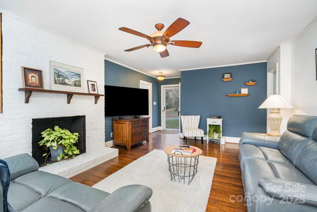 1041 Cutler Place, Charlotte, NC 28212