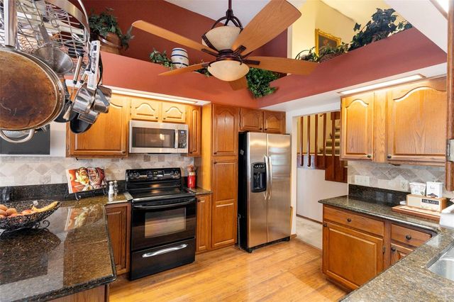 2170 WEKIWA OAKS DRIVE, Apopka, FL 32703