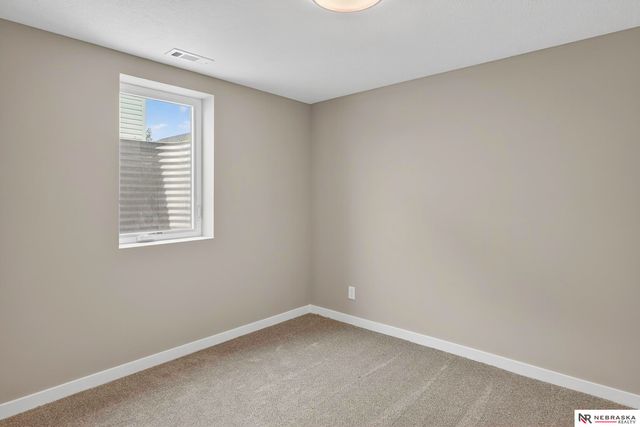 3809 Appaloosa Drive, Omaha, NE 68022