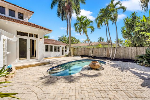 1413 NE 4th Court, Fort Lauderdale, FL 33301