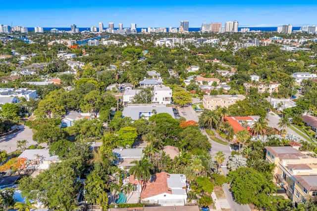 1413 NE 4th Court, Fort Lauderdale, FL 33301
