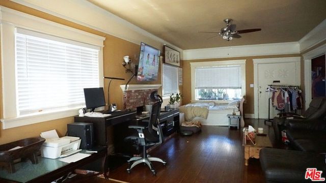 854 S Ardmore Avenue, Los Angeles, CA 90005
