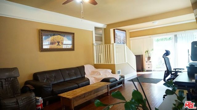 854 S Ardmore Avenue, Los Angeles, CA 90005