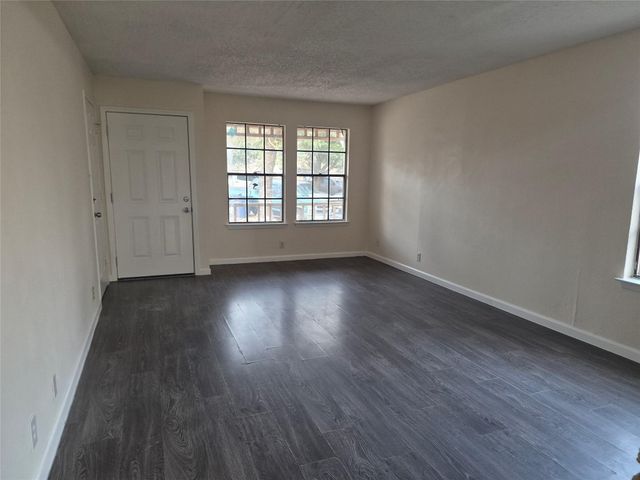 1105 Ash CV B, Austin, TX 78753