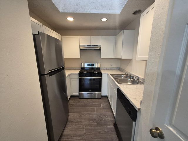 1105 Ash CV B, Austin, TX 78753