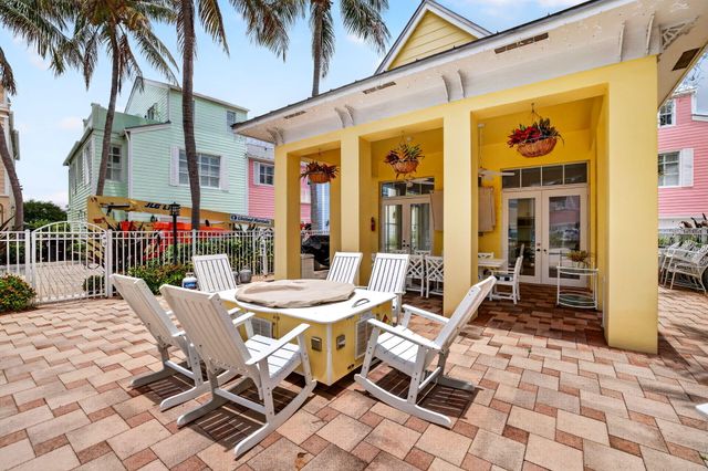2860 Marina Circle, Lighthouse Point, FL 33064