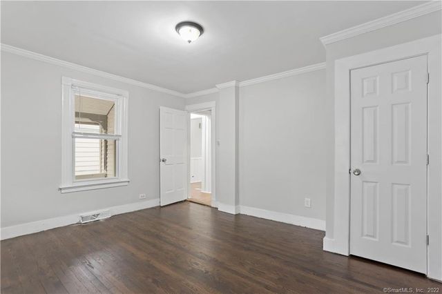 393 Huntington Street, New Haven, CT 06511