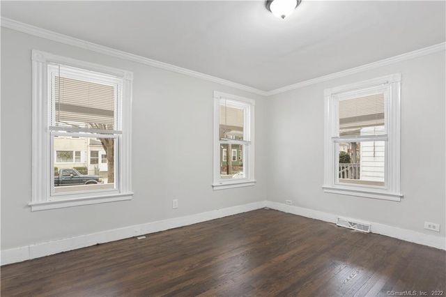 393 Huntington Street, New Haven, CT 06511