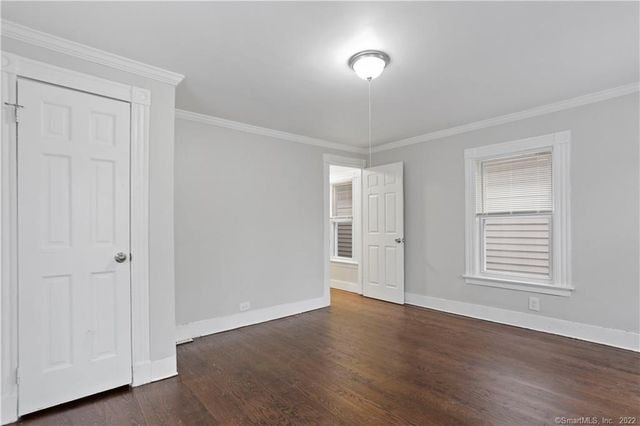 393 Huntington Street, New Haven, CT 06511