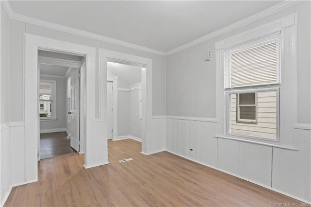 393 Huntington Street, New Haven, CT 06511