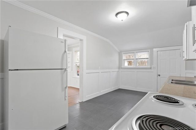 393 Huntington Street, New Haven, CT 06511