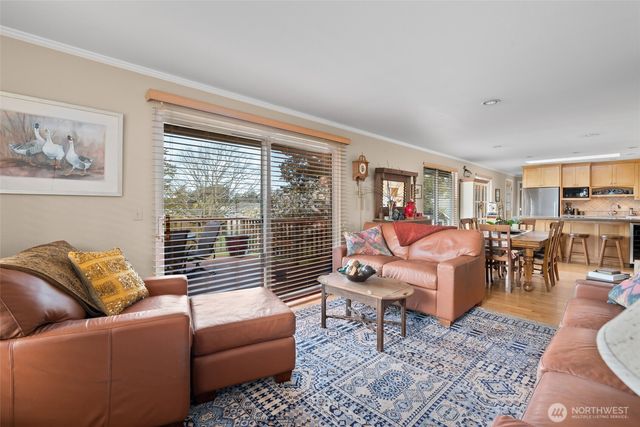 601 SW Thornberry, Oak Harbor, WA 98277