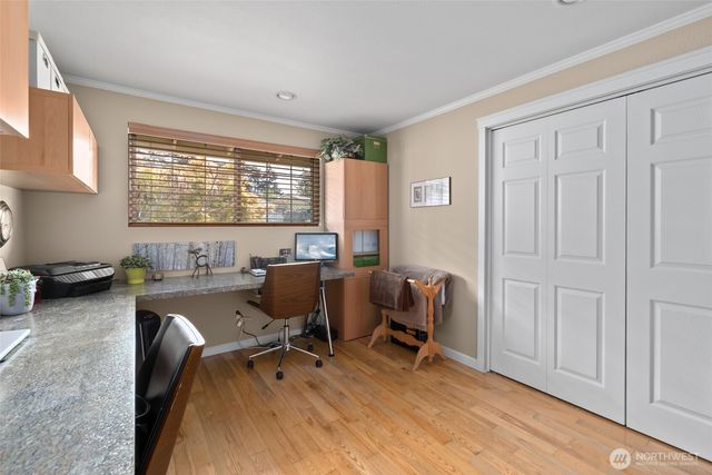 601 SW Thornberry, Oak Harbor, WA 98277