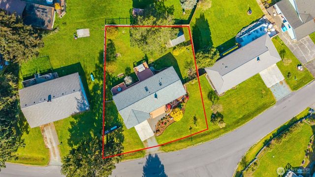 601 SW Thornberry, Oak Harbor, WA 98277