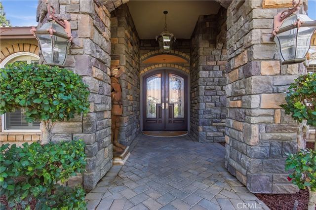 2144 King Arthur Court, Merced, CA 95340