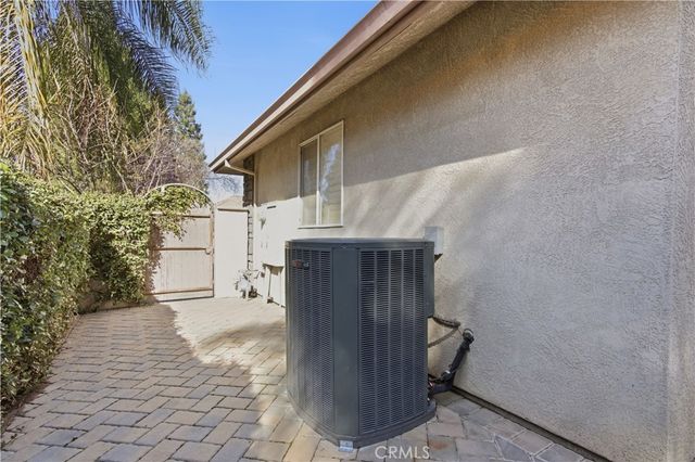 2144 King Arthur Court, Merced, CA 95340