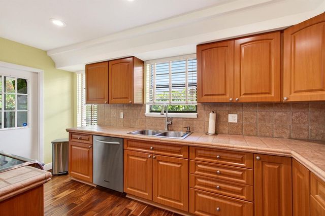 3001 Eagle Drive, Delray Beach, FL 33444